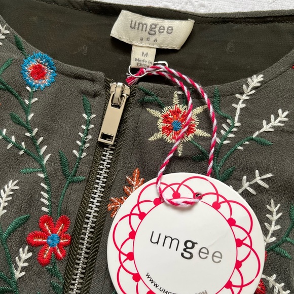 NWT Umgee Floral Embroidered Bomber Jacket Ruffle Olive Green Zip Up Medium - Picture 3 of 14